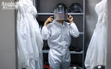 Xem giới trẻ Hà Nội xả stress bằng cách... đập phá đồ 